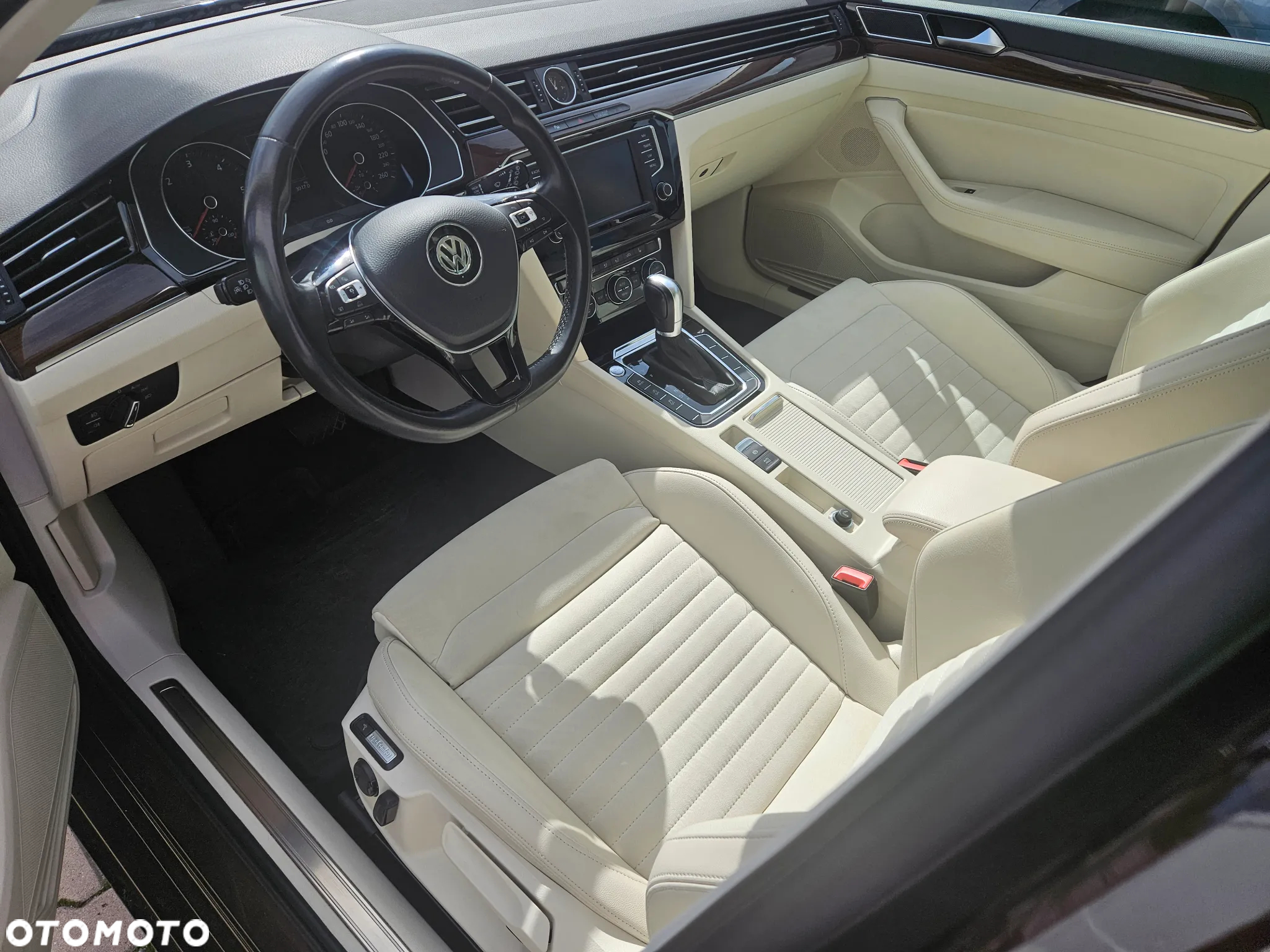 Volkswagen Passat 2.0 TDI BMT Highline DSG - 7