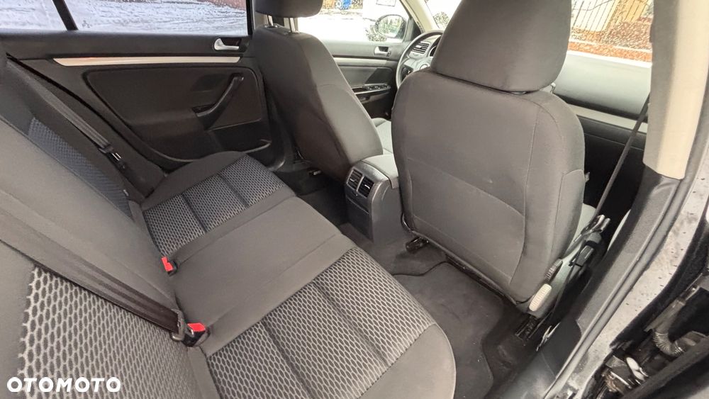 Volkswagen Golf 1.6 TDI DPF BlueMotion Technology DSG Comfortline - 16