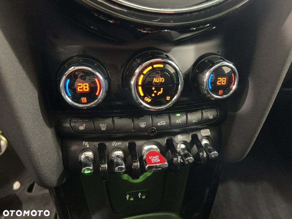 MINI John Cooper Works - 21