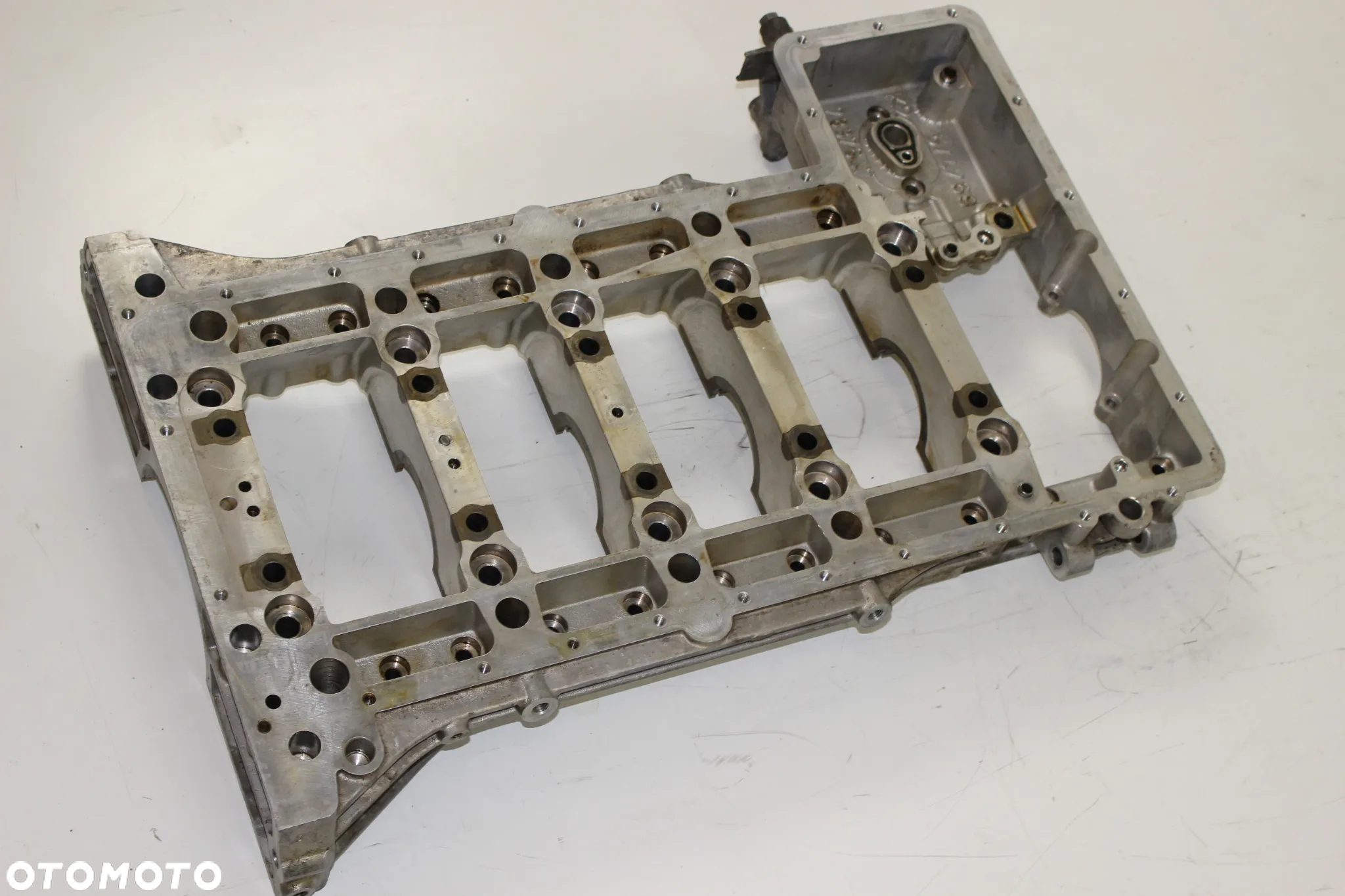 GOLY BLOK SILNIKA BMW M3 4.0 V8 E90 E92  7837647 S65B40A - 11