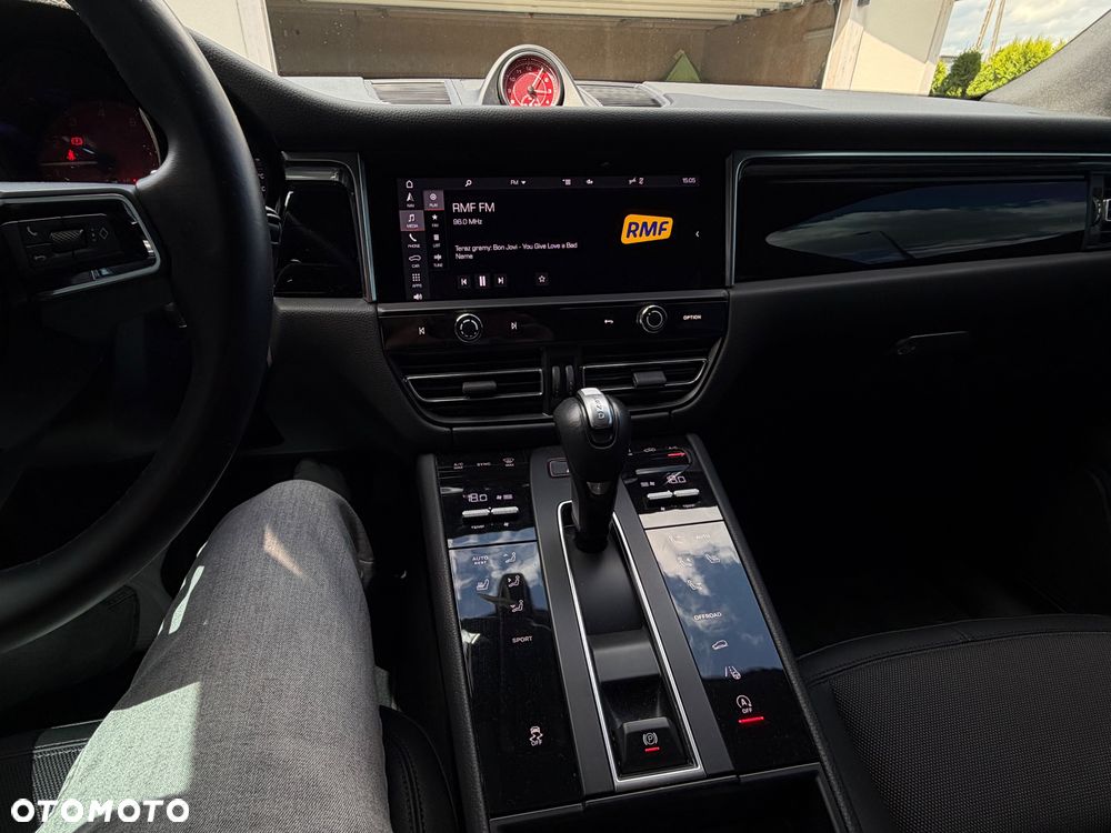 Porsche Macan Standard - 11