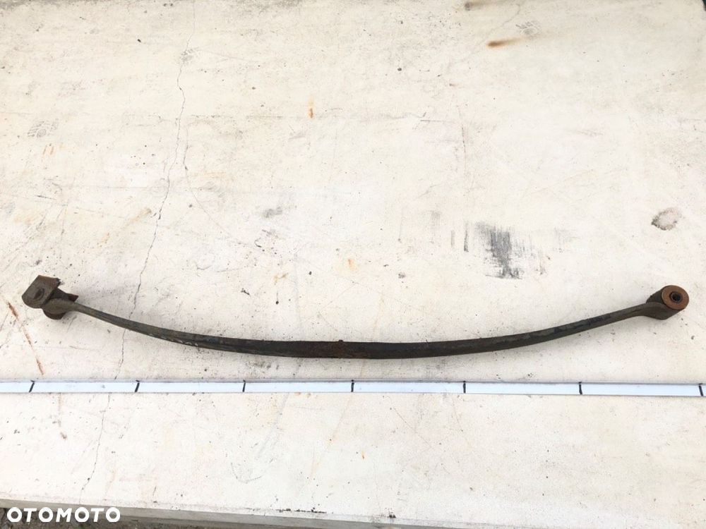 RESOR  PRAWY TYŁ  IVECO DAILY III Autobus 1999 - 2006 35 S 14, 50 C 14 (ATPA9FH2) 100 kW [136 KM] - 1