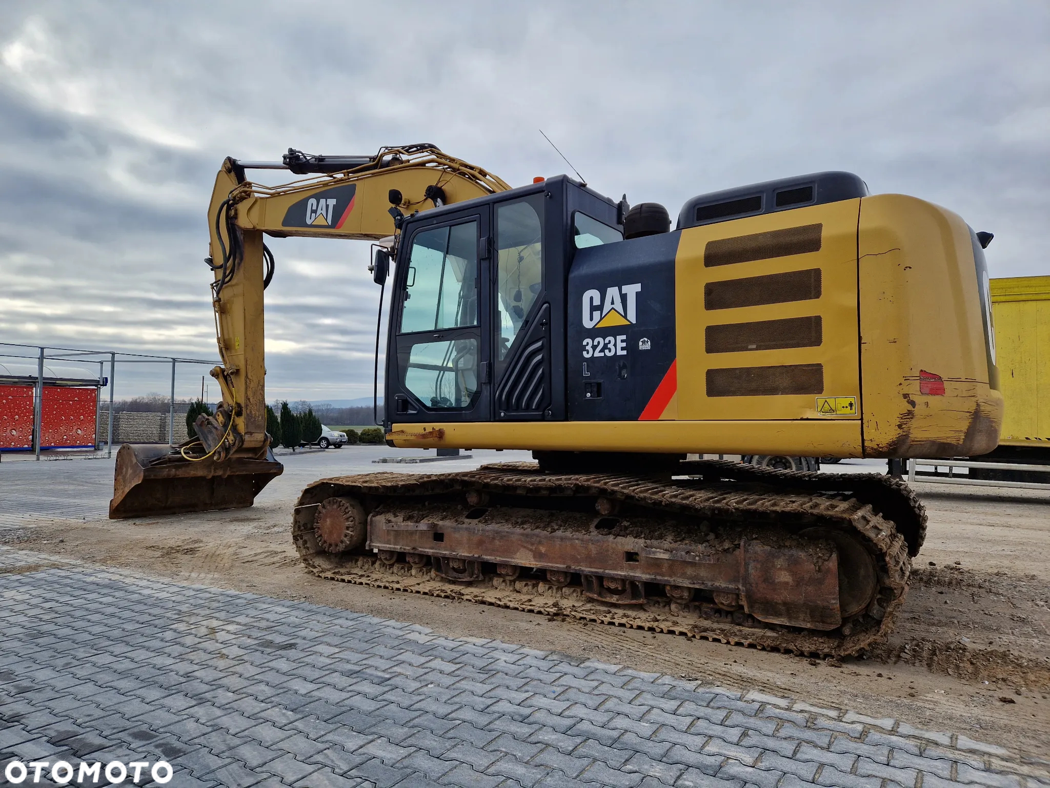 Caterpillar 323 EL - 3