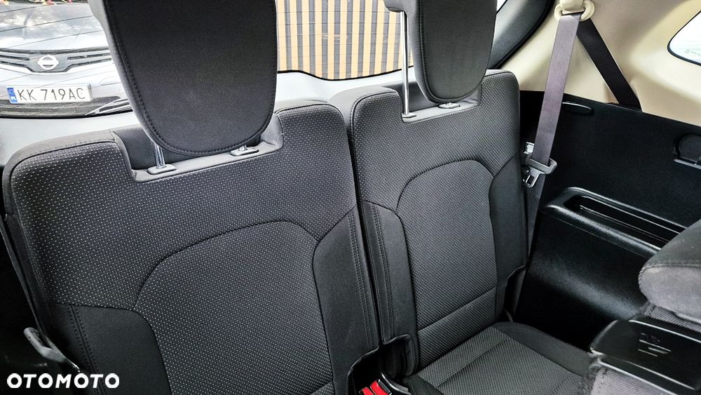 Kia Carens 1.6 GDI XL 7os - 33