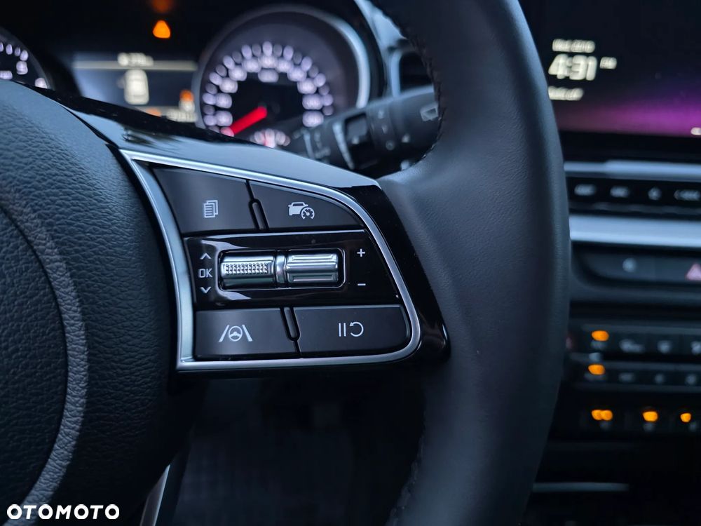 Kia Ceed 1.5 T-GDI Tribute - 27