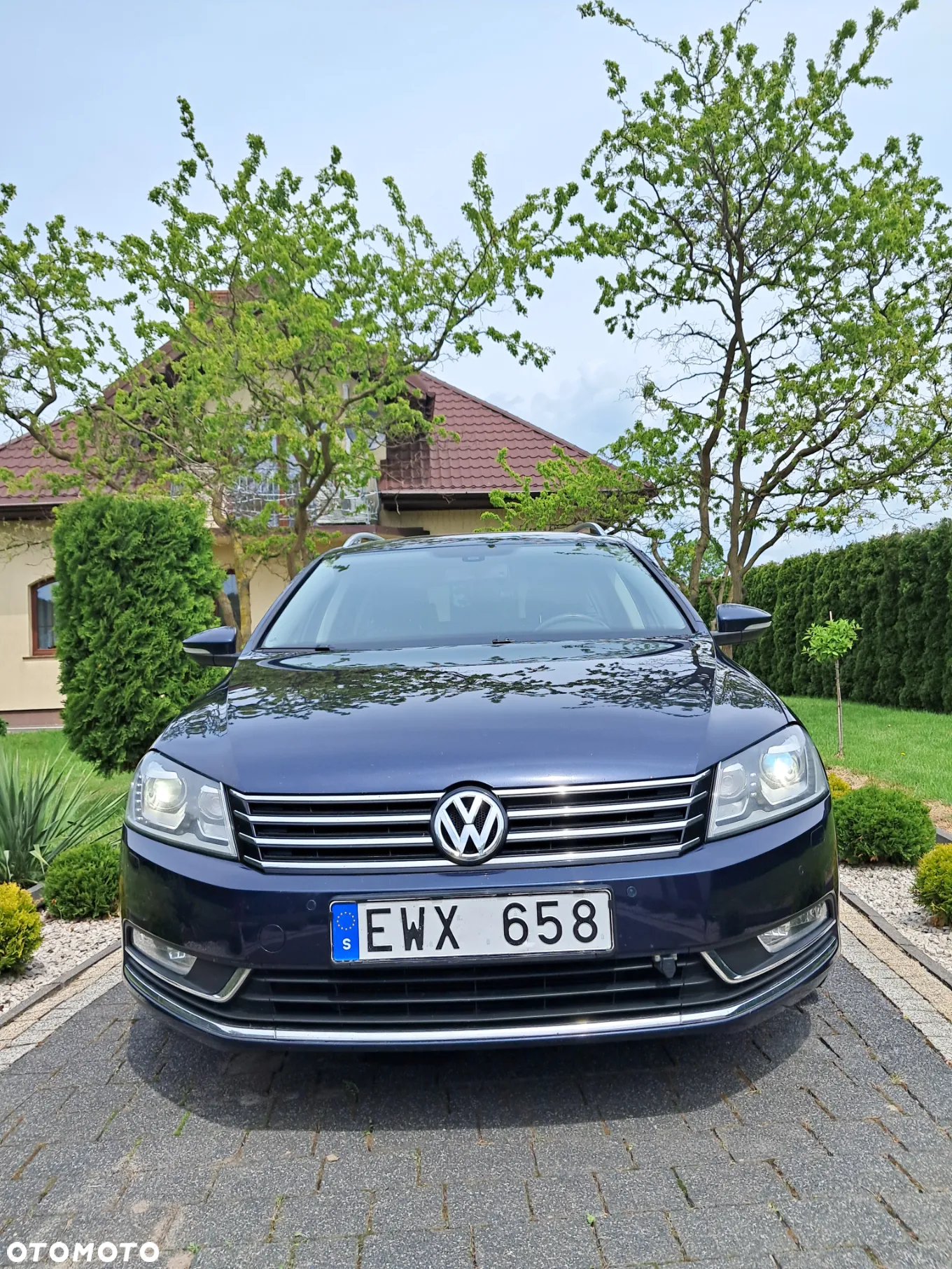 Volkswagen Passat Variant 2.0 TDI BlueMotion Technology Exclusive - 5