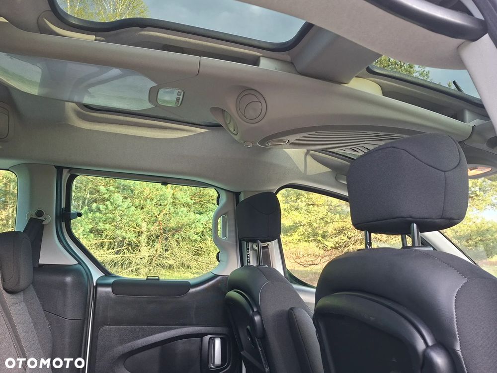 Citroën Berlingo Multispace BlueHDi 120 S&S SHINE - 26