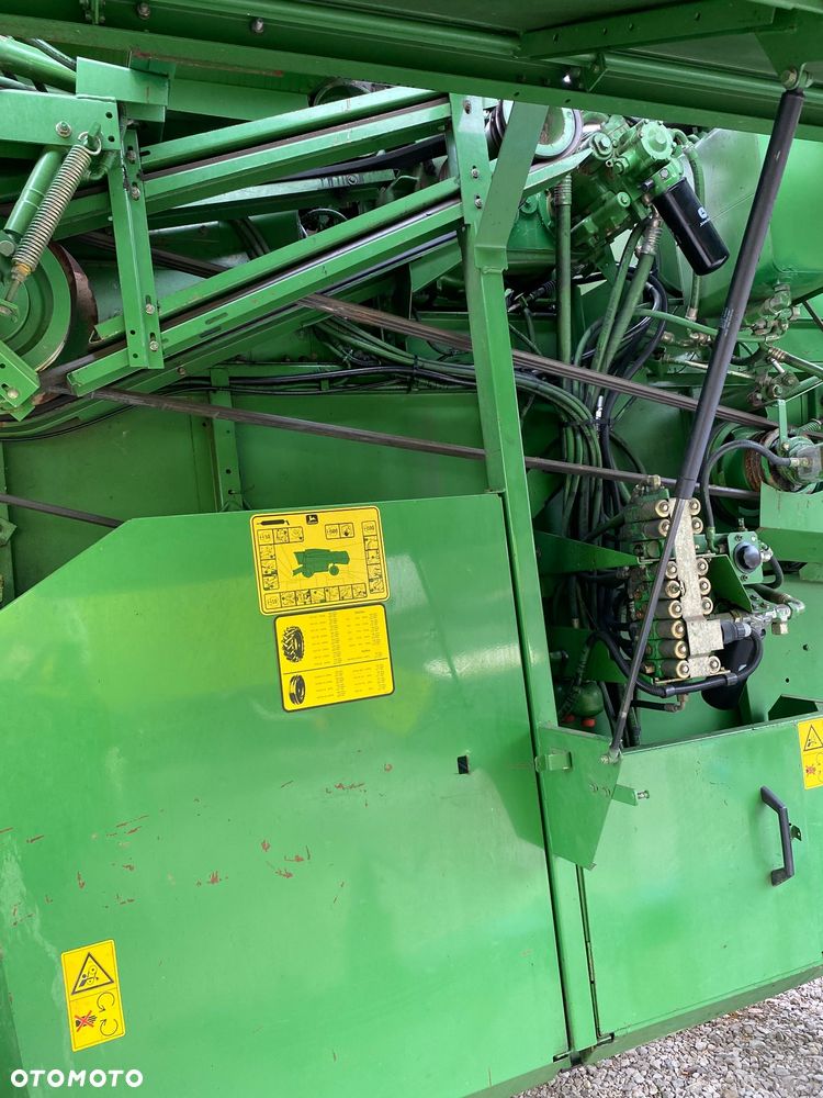 John Deere 2256 - 15
