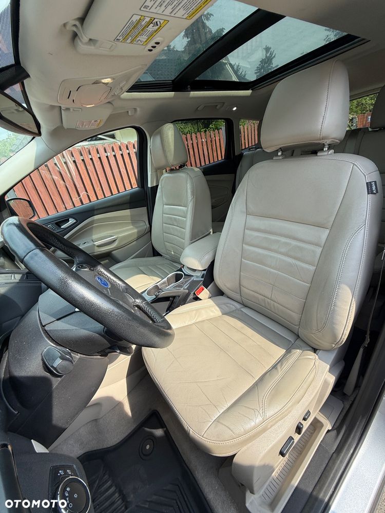 Ford Escape 2.0 EcoBoost AWD Titanium - 6