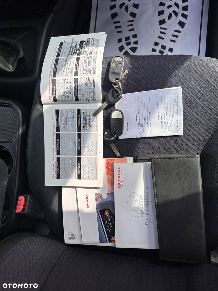 Honda CR-V 2.0 LS High - 28