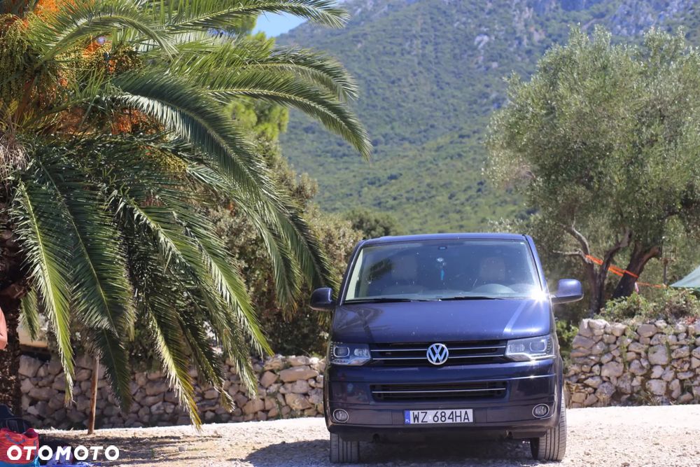 Volkswagen Multivan - 28