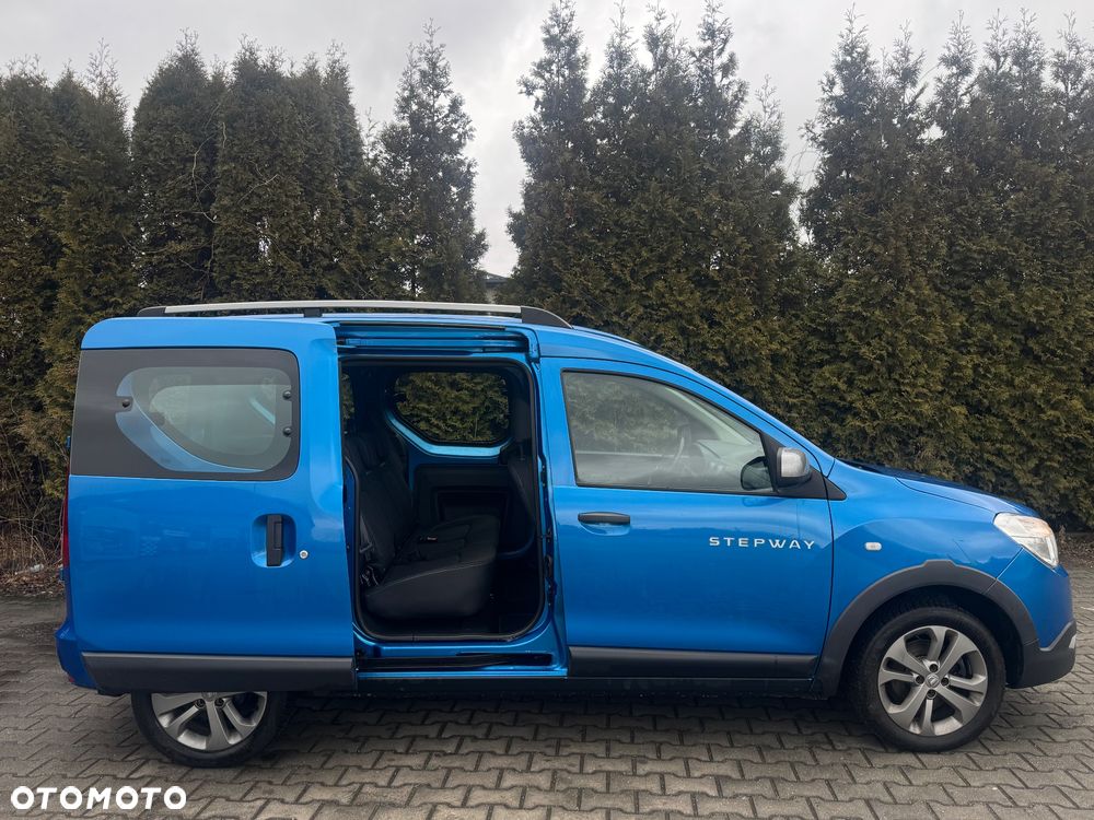 Dacia Dokker TCe 115 Stepway Celebration - 11