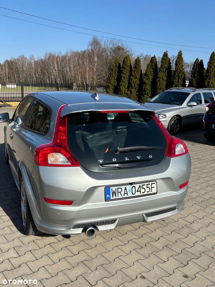 Volvo C30 D2 R-Design - 9