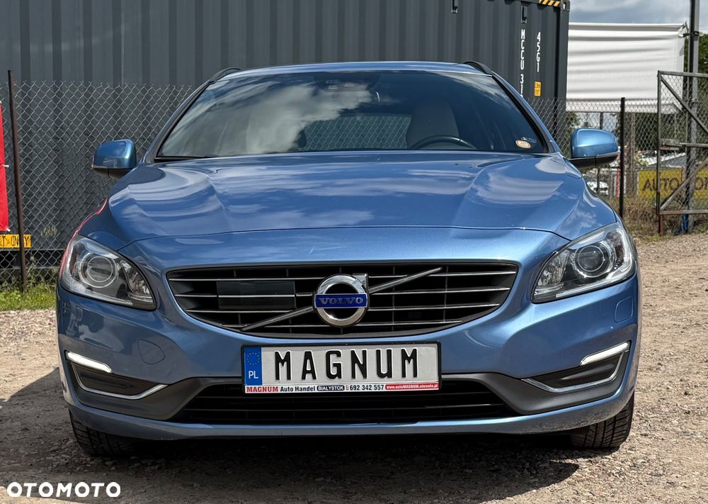 Volvo V60 D4 Drive-E Momentum - 25