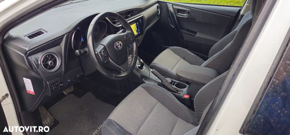 Toyota Auris 1.8 L VVT-i TS Hybrid Luna - 13