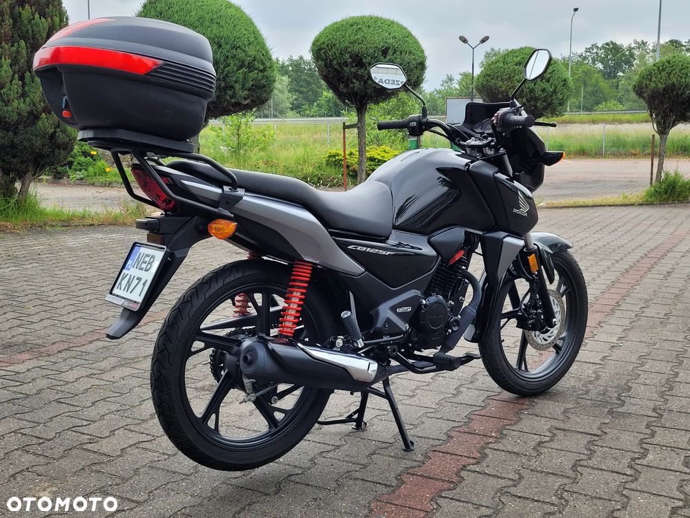 Honda CB - 3