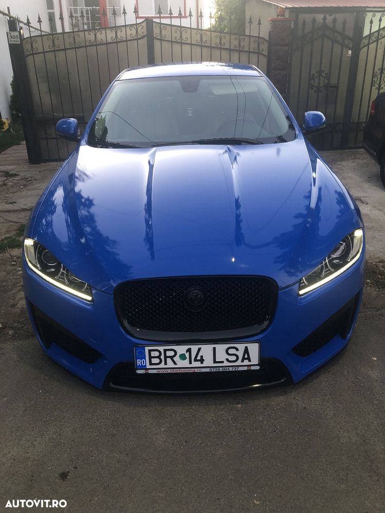 Jaguar XF 2.2D Luxury - 8