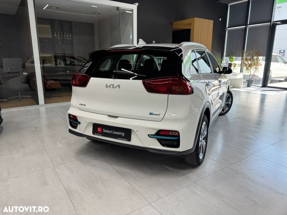 Kia Niro e-Niro 150 kW Vision - 2