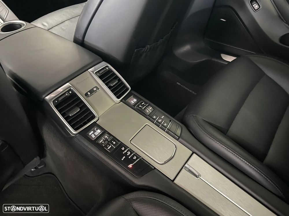 Porsche Panamera Diesel - 22