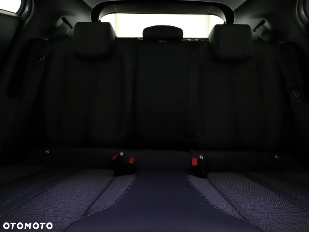 Peugeot 2008 PureTech 130 EAT8 Allure - 20