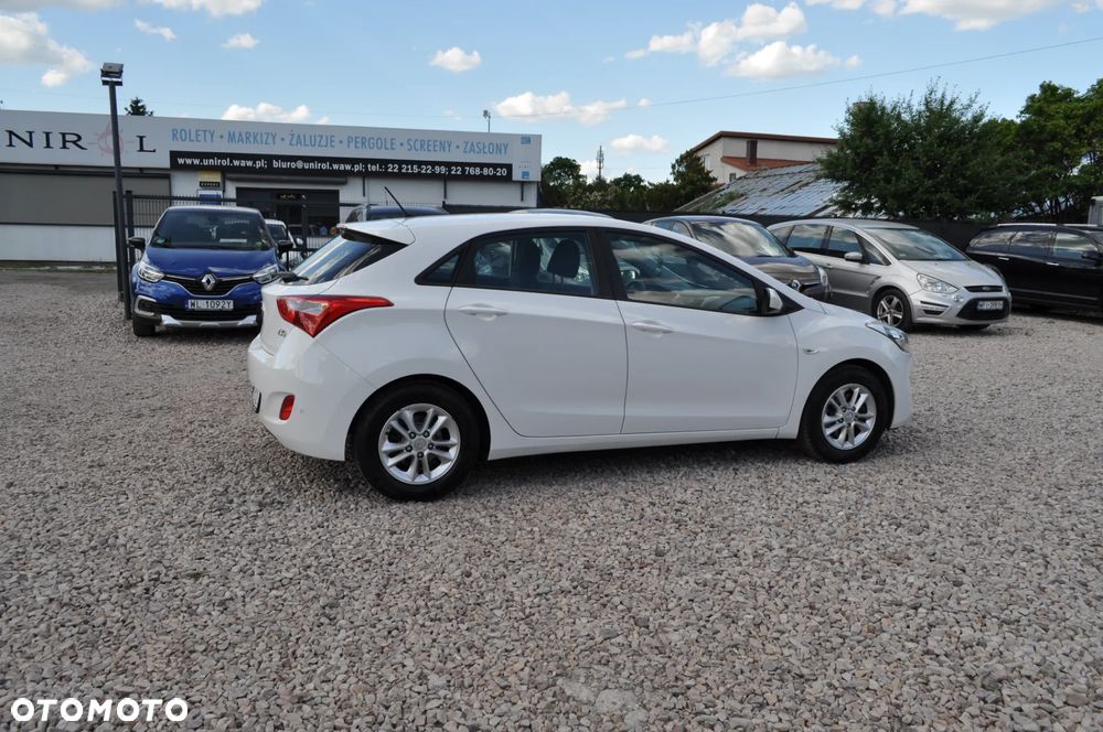 Hyundai i30 1.4 Fifa World Cup Edition - 5
