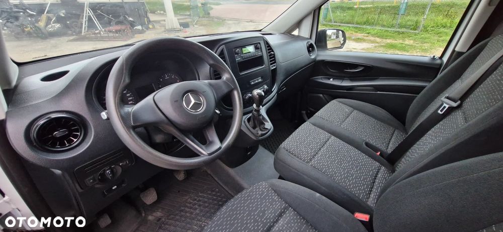 Mercedes-Benz Vito - 15