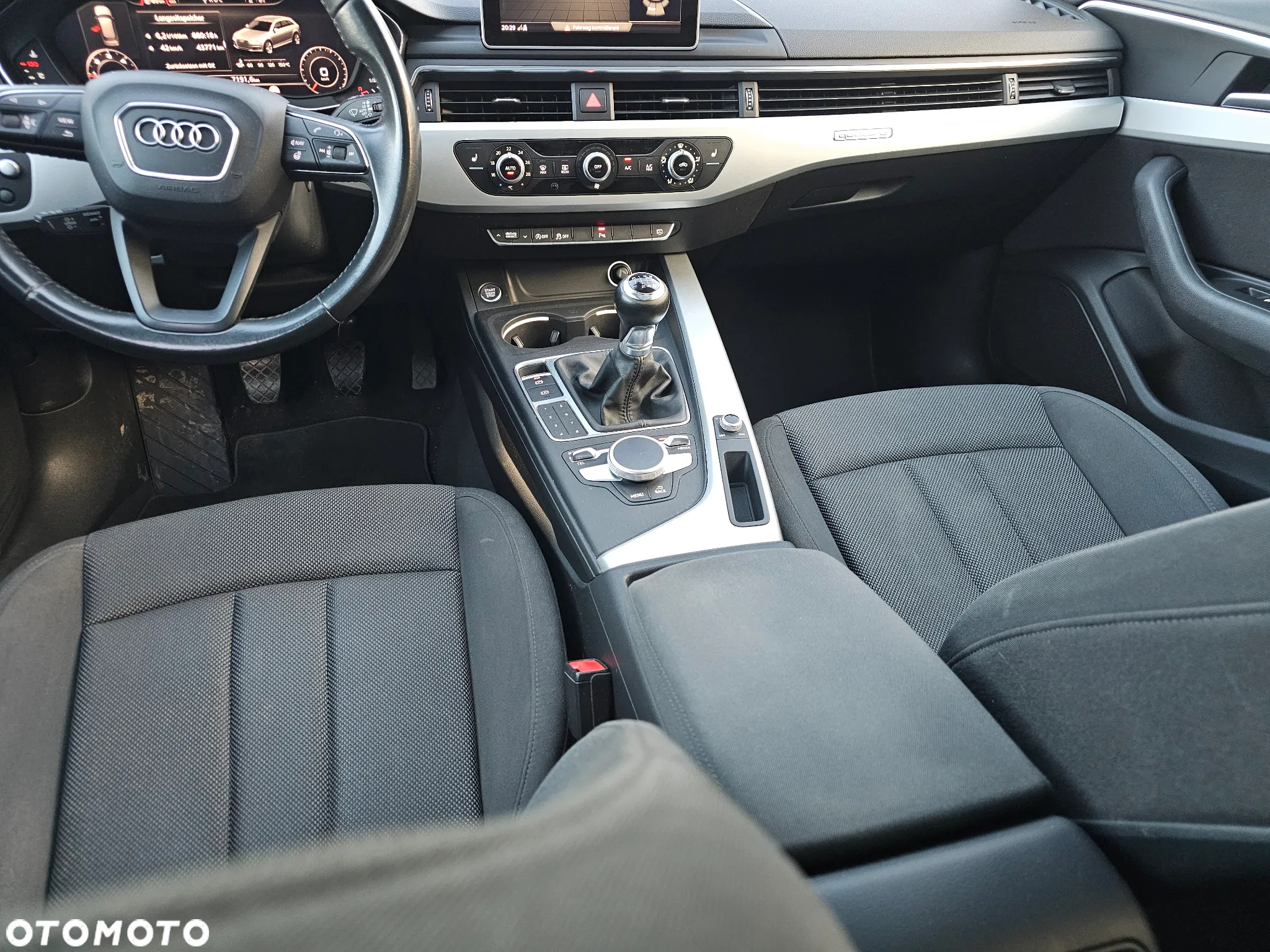 Audi A4 Avant 2.0 TDI quattro sport - 7
