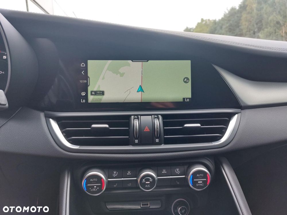 Alfa Romeo Giulia 2.0 Turbo Veloce Q4 - 22