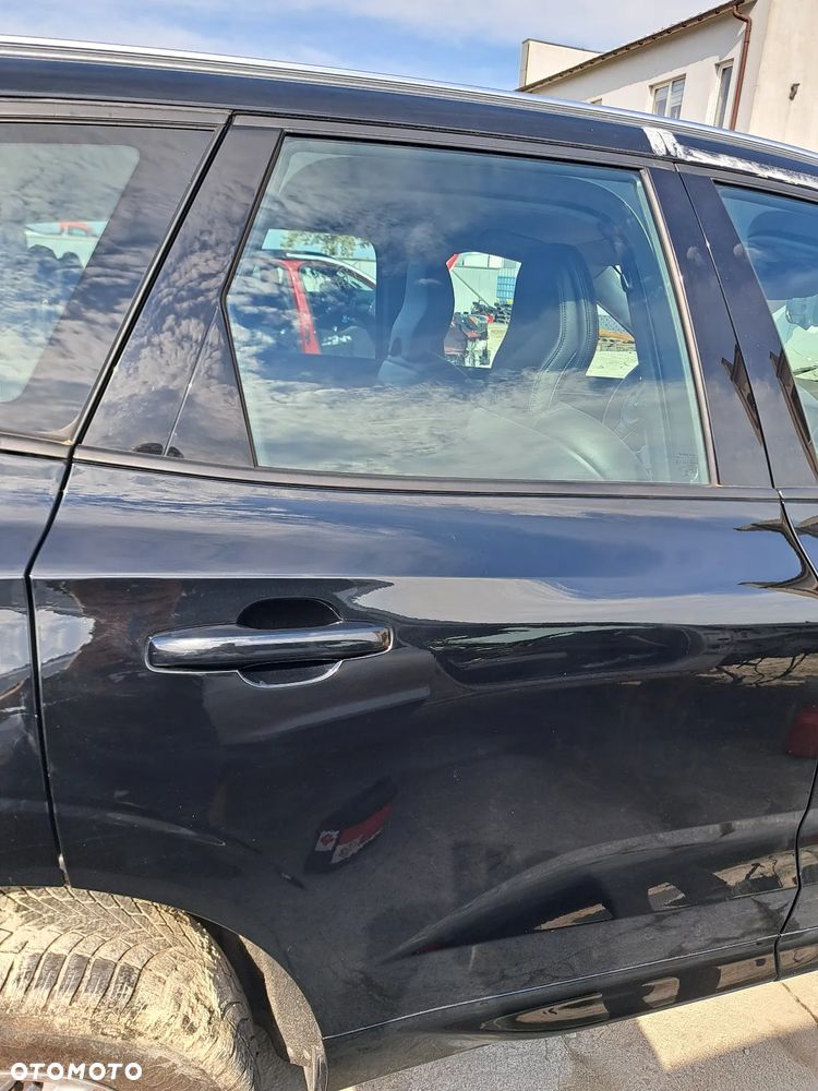 VOLVO XC60 II KLAPA BAGAŻNIKA KOD LAKIERU 019 - 8