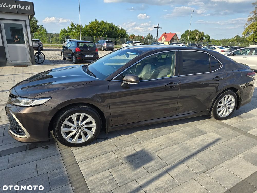 Toyota Camry 2.5 Hybrid Executive CVT - 22