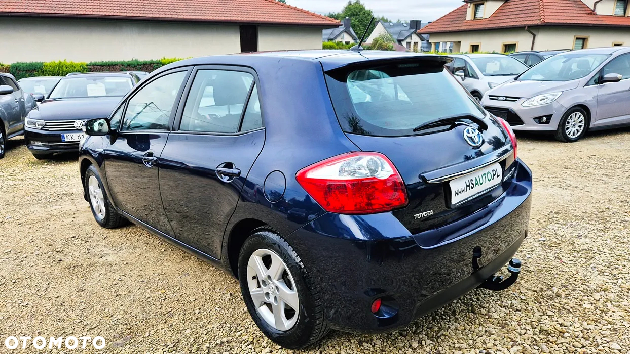 Toyota Auris 1.8 HSD Luna - 22