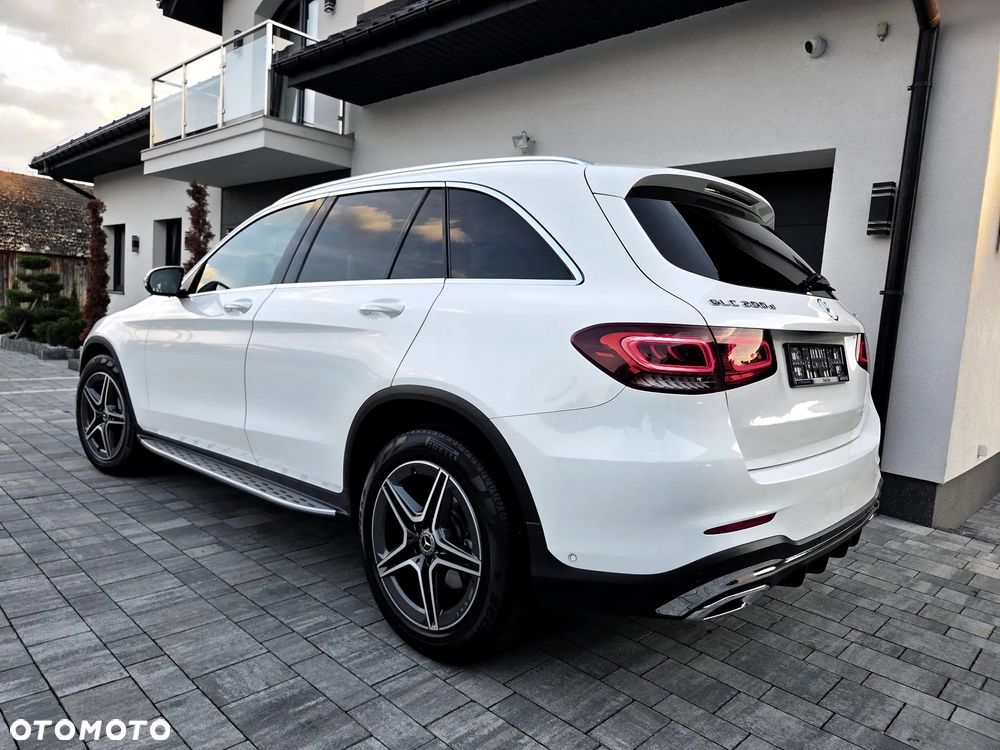 Mercedes-Benz GLC 200 d 4-Matic - 3