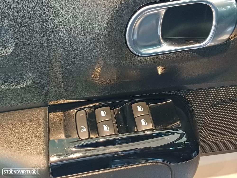 Citroën C3 1.5 BlueHDi Shine - 15