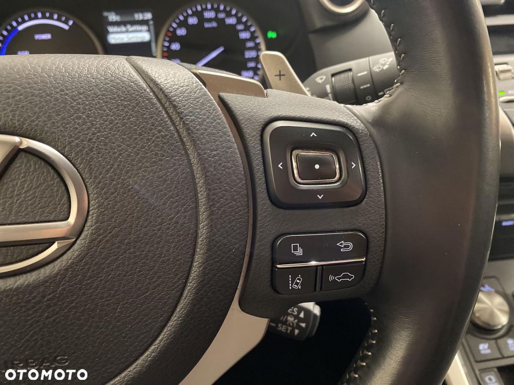 Lexus NX 300h F Impression AWD - 16