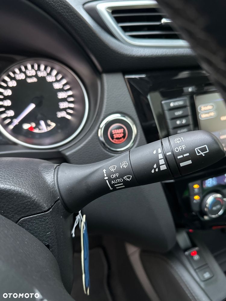 Nissan Qashqai 1.5 dCi Tekna - 16