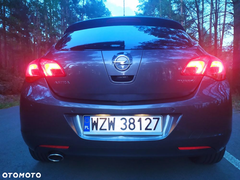 Opel Astra 1.4 Turbo Cosmo - 14