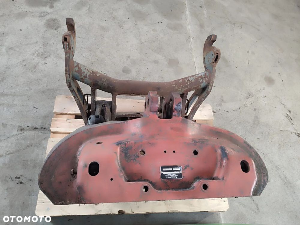 Przedni TUZ 4362146H01 MASSEY FERGUSON 8670 - 4