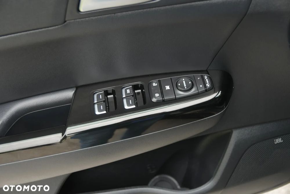 Kia Sportage 1.6 GDI 2WD DREAM-TEAM EDITION - 29