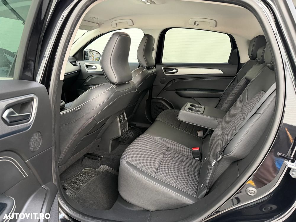 Renault Arkana E-TECH 145 INTENS - 13