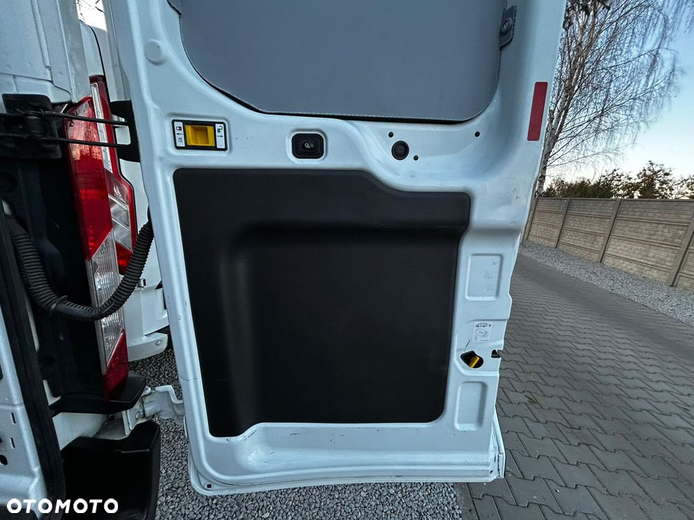 Ford Transit - 35