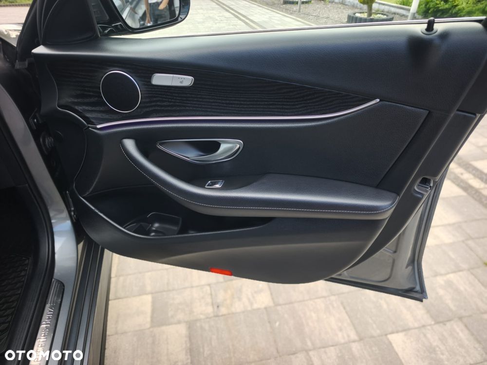 Mercedes-Benz Klasa E 220 d 9G-TRONIC AMG Line - 8