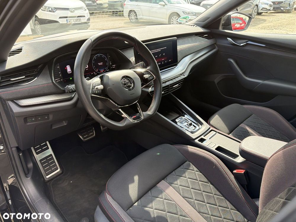 Skoda Octavia 2.0 TDI RS DSG - 11