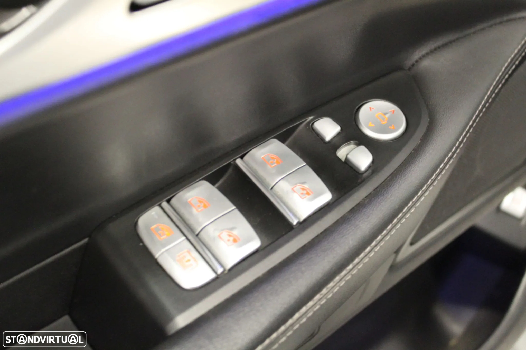 BMW 740 d xDrive Pack M Auto - 27