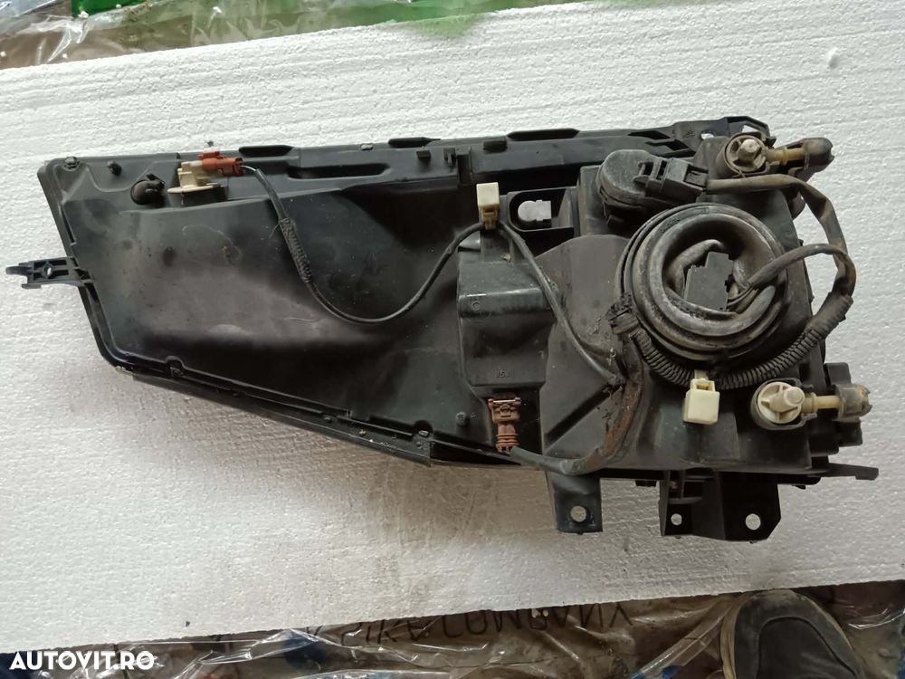 FAR STANGA/ DREAPTA NISSAN CABSTAR 2007-2013 - 4