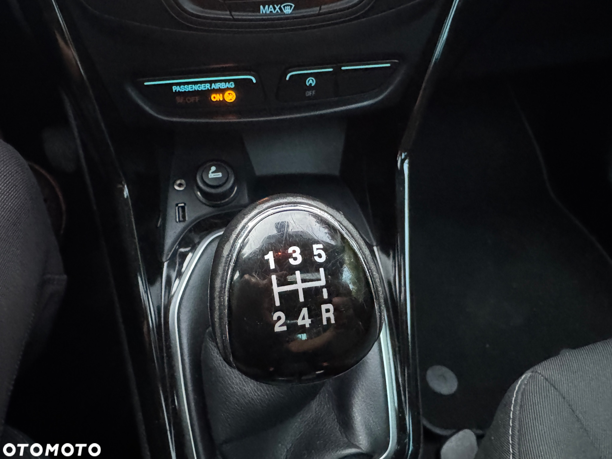 Ford B-MAX 1.0 EcoBoost Titanium - 18