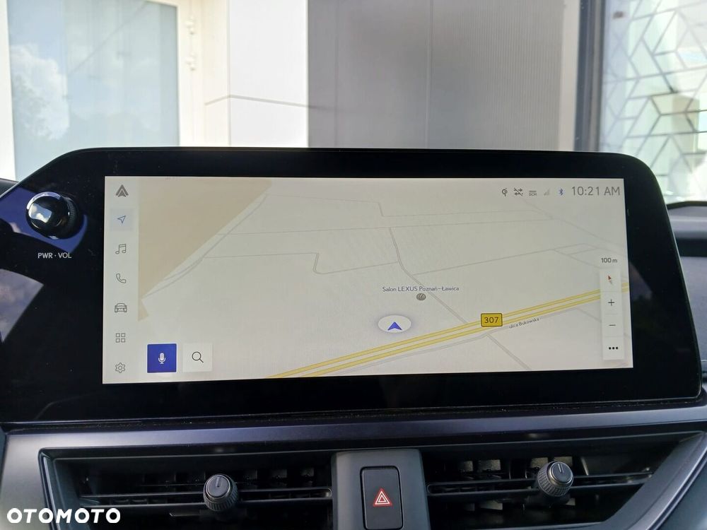 Lexus UX 300h F Sport Design - 21
