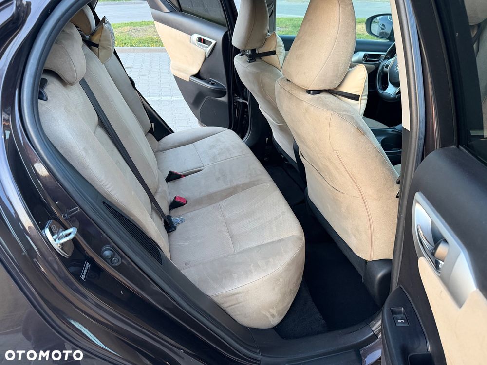 Lexus CT 200h Prestige - 15