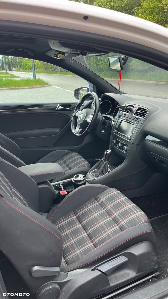 Volkswagen Golf - 13