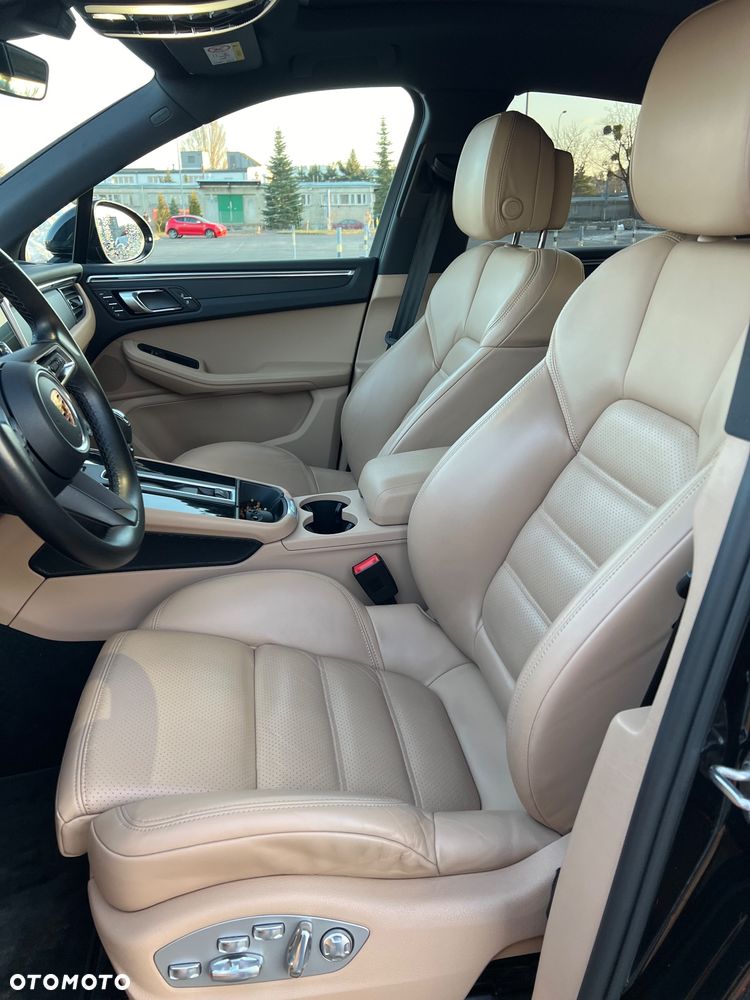 Porsche Macan Standard - 14