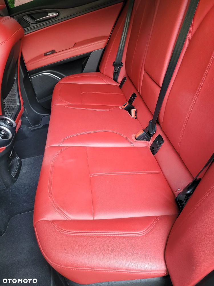 Alfa Romeo Stelvio 2.0 Turbo TI Q4 - 34